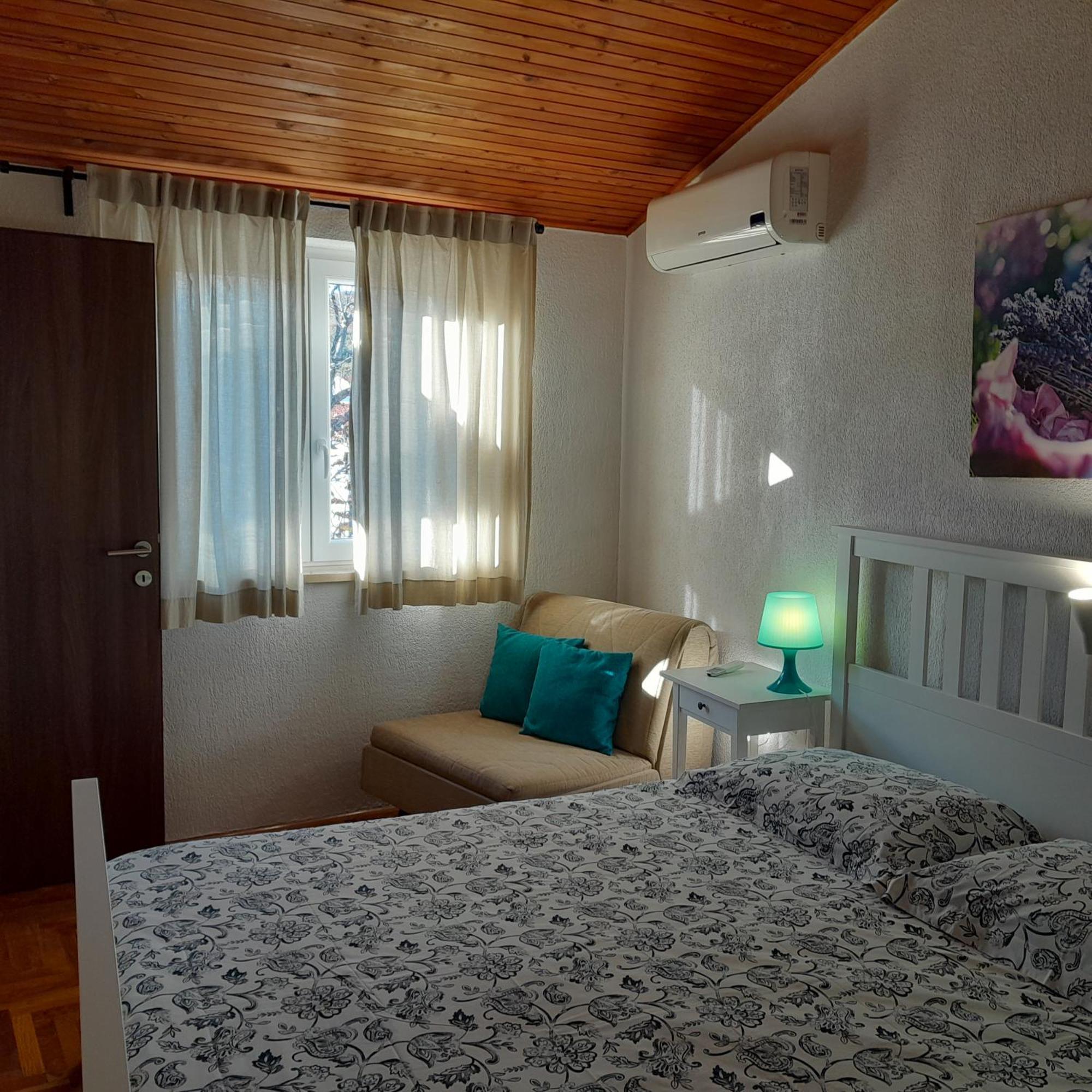 Apartments Renata - Brseč Extérieur photo