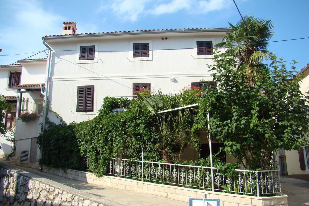 Apartments Renata - Brseč Extérieur photo