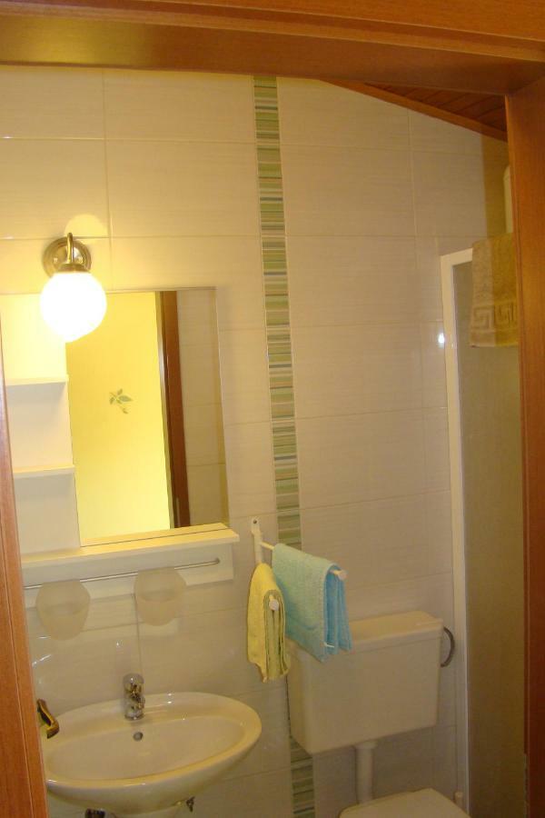 Apartments Renata - Brseč Extérieur photo